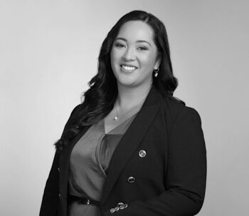 Janelle15181_350x541 (1)